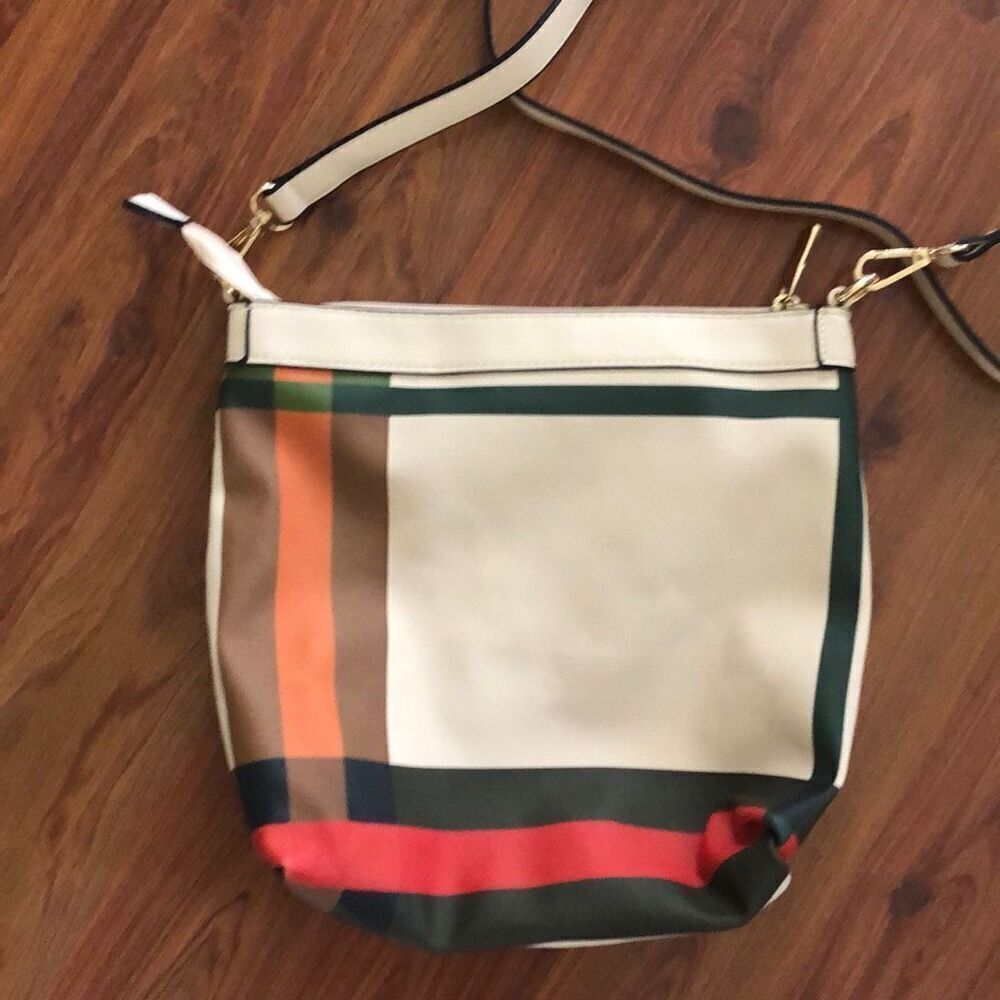 NEW Classy, Crossbody bag, plaid cream, green, red ￼